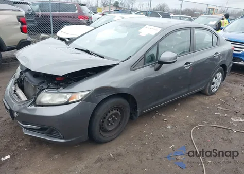 2013 Honda Civic Lx z USA, uszkodzony, nr VIN 2HGFB2F52DH559409